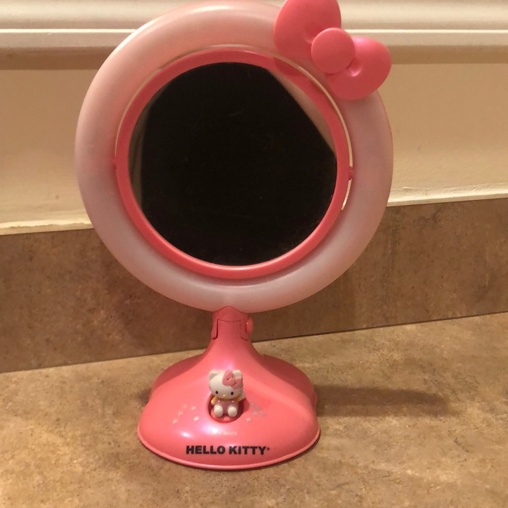 Hello kitty light up mirror